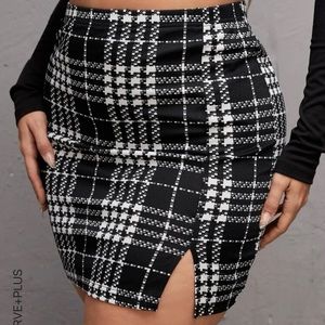 Plaid mini skirt
